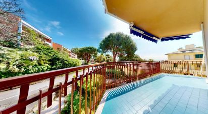 Appartamento 7 locali di 111 m² a Arenzano (16011)