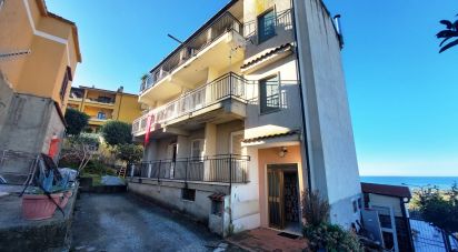 Appartamento 6 locali di 109 m² a Santa Maria del Cedro (87020)