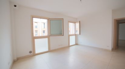 Apartment 0 rooms of 65 m² in Jesi (60035)
