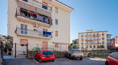 Appartamento 5 locali di 65 m² a Sant'Olcese (16010)