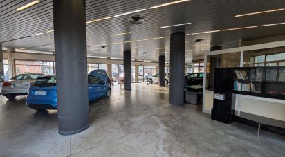 Palazzo / Stabile di 1.160 m² in Macerata (62100)