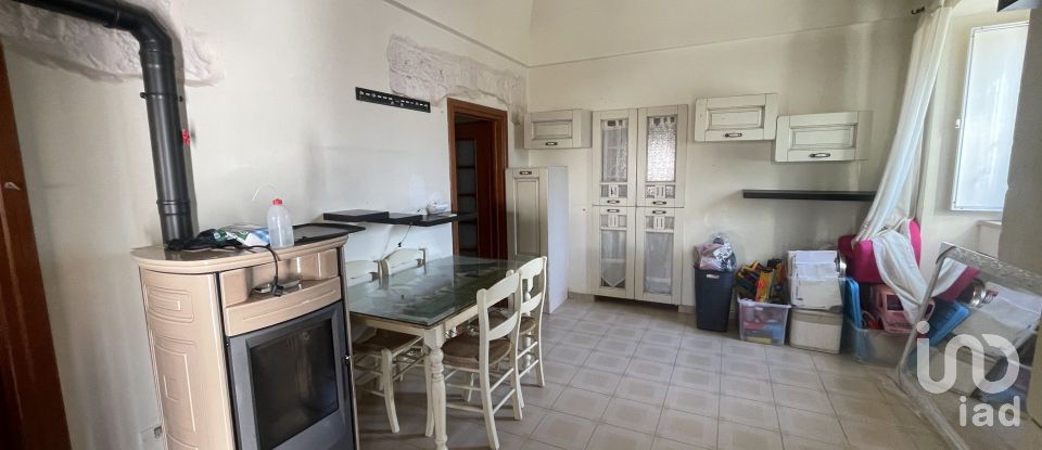 Casa indipendente 3 locali di 73 m² in Cisternino (72014)
