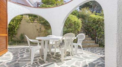 Three-room apartment of 69 m² in Numana (60026)