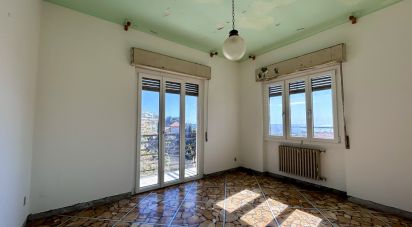Appartamento 6 locali di 100 m² a Imperia (18100)