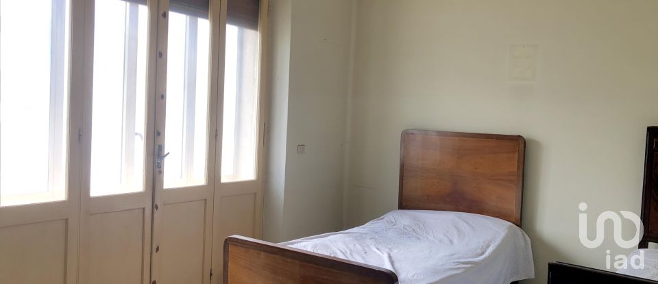 Appartamento 7 locali di 130 m² a Cagli (61043)