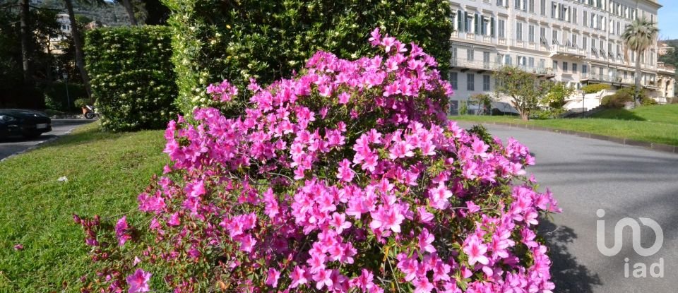 Immobile di prestigio 3 locali di 70 m² a Genova (16167)