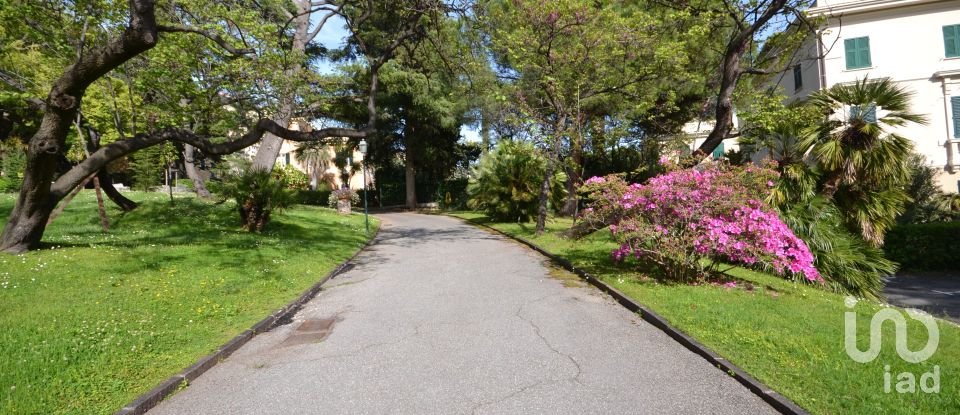 Immobile di prestigio 3 locali di 70 m² a Genova (16167)