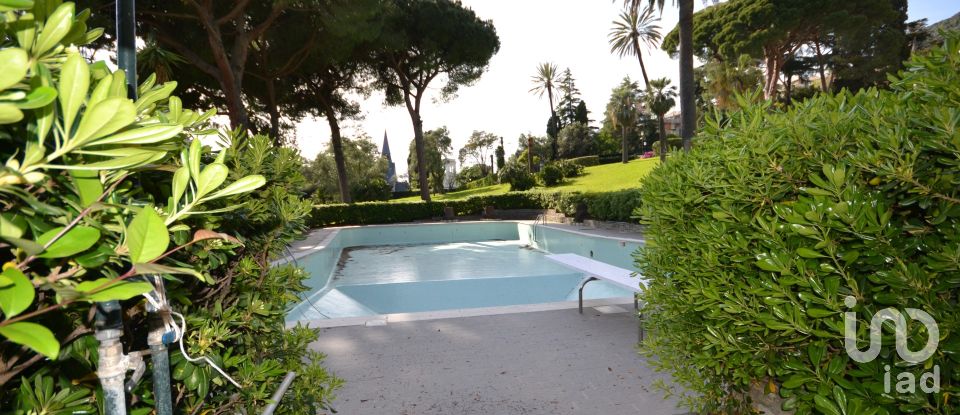 Immobile di prestigio 3 locali di 70 m² a Genova (16167)