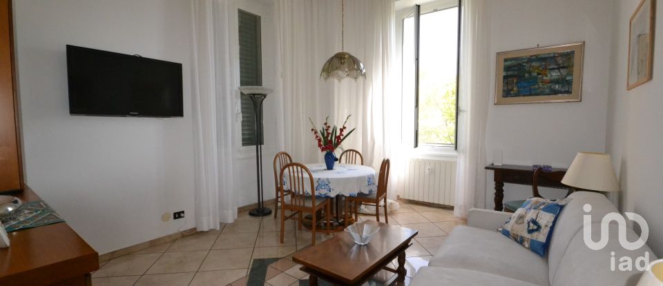 Immobile di prestigio 3 locali di 70 m² a Genova (16167)