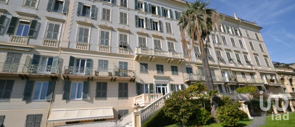 Immobile di prestigio 3 locali di 70 m² a Genova (16167)