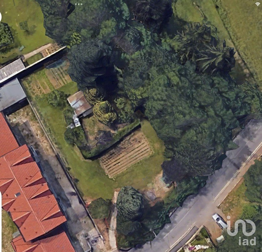 Terreno di 800 m² in Venegono Inferiore (21040)