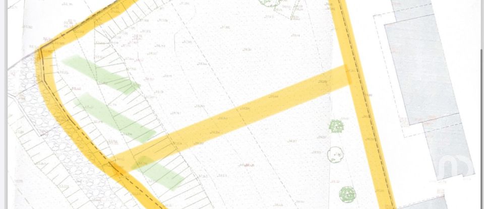 Terreno di 800 m² in Venegono Inferiore (21040)