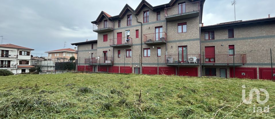 Terreno di 800 m² in Venegono Inferiore (21040)