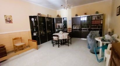 House 7 rooms of 195 m² in Aiello Calabro (87031)