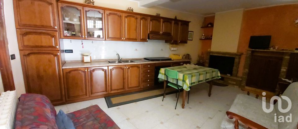 Casa indipendente / Villa 7 locali di 195 m² in Aiello Calabro (87031)