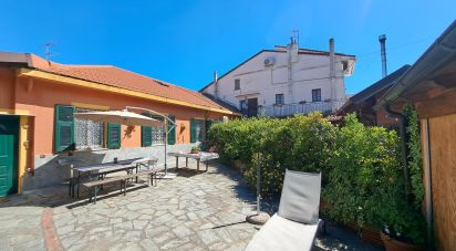 Appartamento 10 locali di 175 m² a Quiliano (17047)