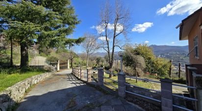 Casa indipendente 20 locali di 550 m² in Genova (16161)