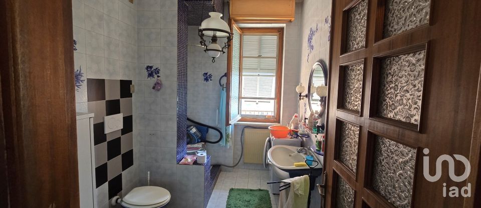 Casa indipendente 20 locali di 550 m² in Genova (16161)