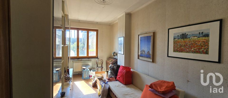 Casa indipendente 20 locali di 550 m² in Genova (16161)
