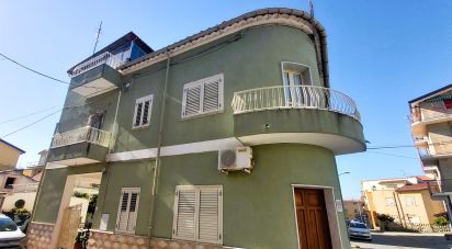 Casa indipendente / Villa 11 locali di 210 m² in Amantea (87032)