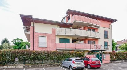 Trilocale di 92 m² a Meda (20821)
