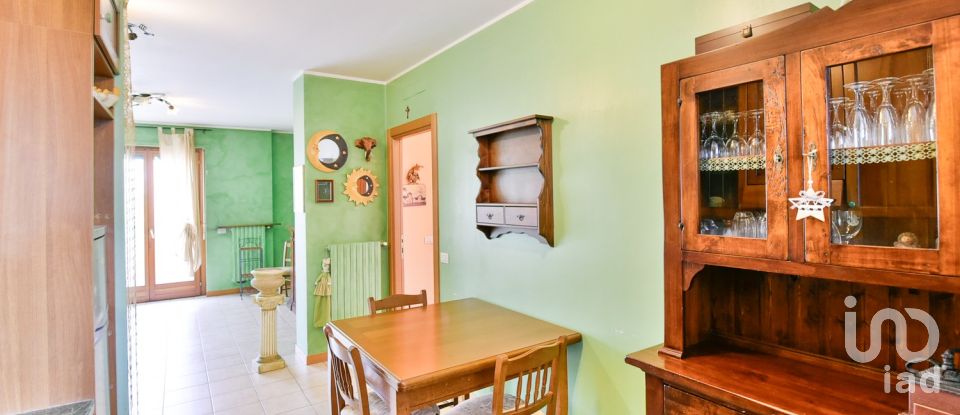 Three-room apartment of 92 m² in Meda (20821)