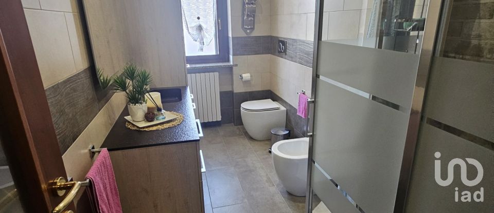 Quadrilocale di 95 m² a Ciriè (10073)