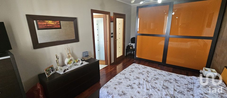 Quadrilocale di 95 m² a Ciriè (10073)