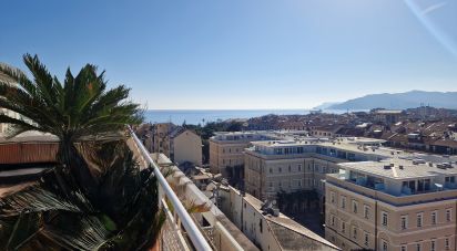 Loft 7 locali di 140 m² a Savona (17100)