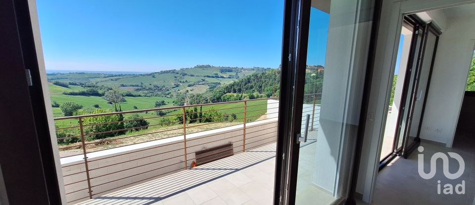 Trilocale di 90 m² a Ancona (60131)