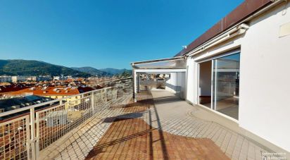 Loft 7 locali di 140 m² a Savona (17100)