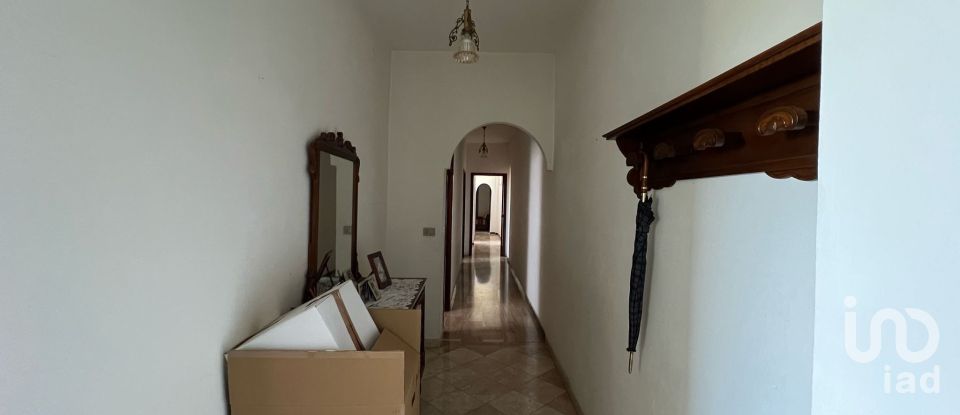 Apartment 0 rooms of 185 m² in Ilbono (08040)