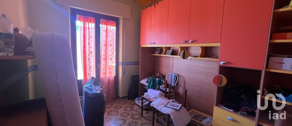 Apartment 0 rooms of 185 m² in Ilbono (08040)