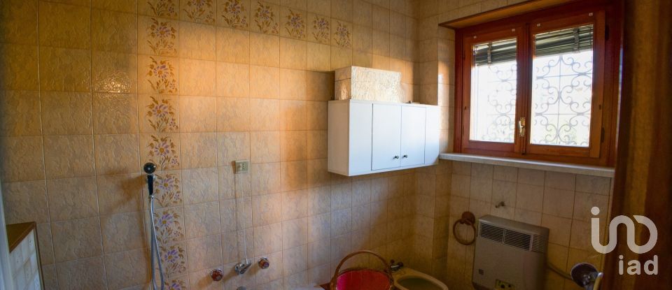 Casa indipendente 12 locali di 274 m² in Guidizzolo (46040)