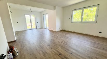 Casa indipendente 11 locali di 190 m² in Lumarzo (16024)
