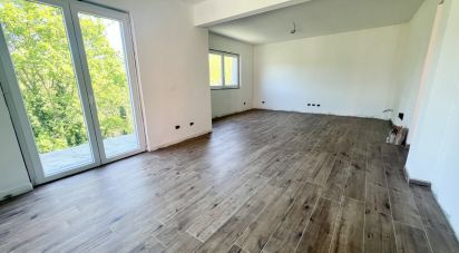 Casa indipendente 11 locali di 190 m² in Lumarzo (16024)