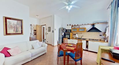 Appartamento 6 locali di 77 m² a Genova (16132)