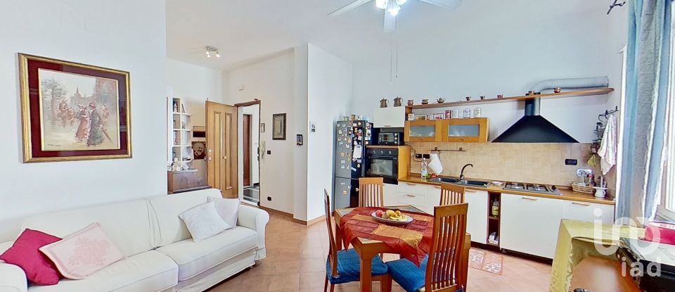 Appartamento 6 locali di 77 m² a Genova (16132)