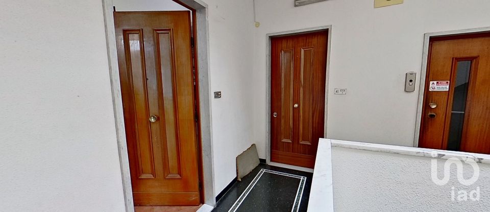 Appartamento 6 locali di 77 m² a Genova (16132)