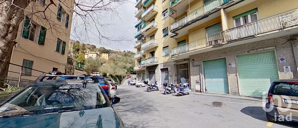 Appartamento 6 locali di 77 m² a Genova (16132)