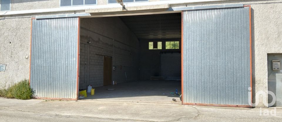 Capannone di 220 m² in Silvi (64028)