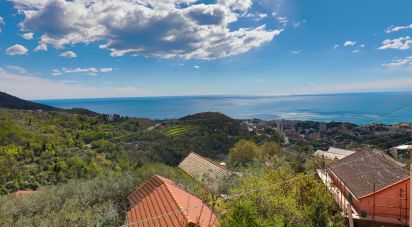 Mansion 10 rooms of 143 m² in Genova (16133)