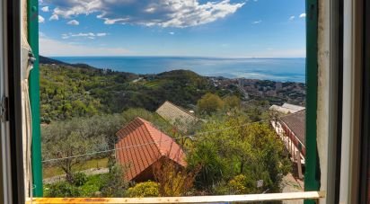 Mansion 10 rooms of 143 m² in Genova (16133)