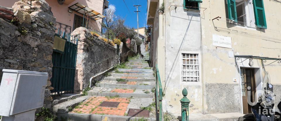 Mansion 10 rooms of 143 m² in Genova (16133)