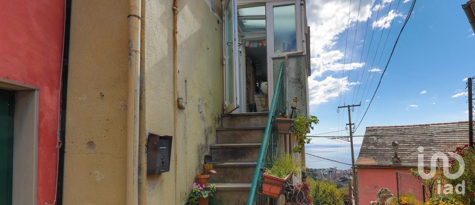 Mansion 10 rooms of 143 m² in Genova (16133)