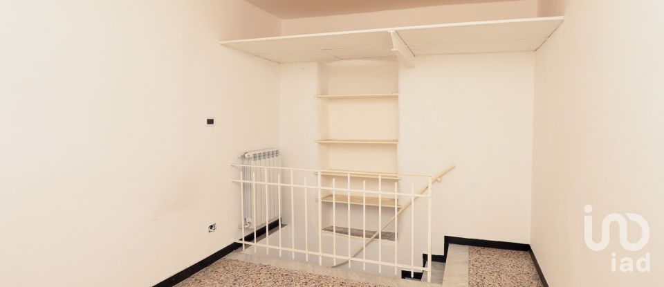 Mansion 10 rooms of 143 m² in Genova (16133)