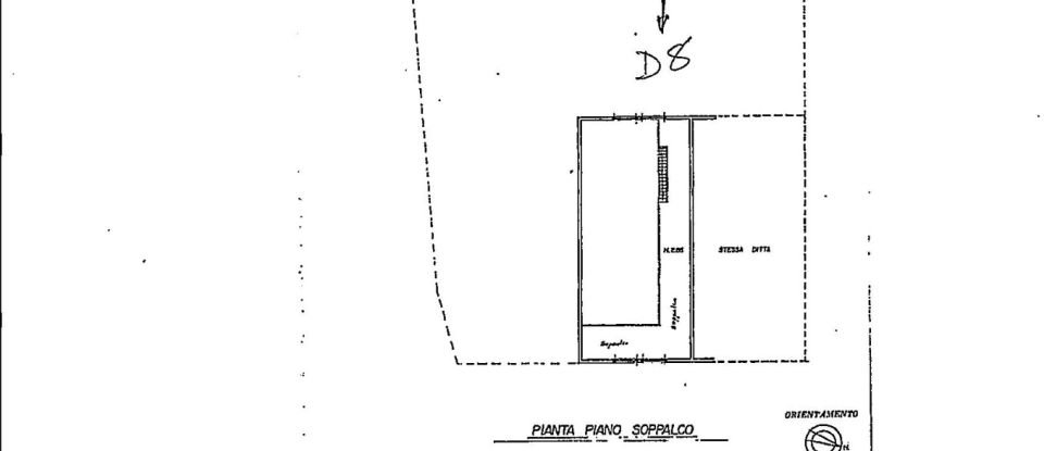 Capannone di 220 m² in Silvi (64028)