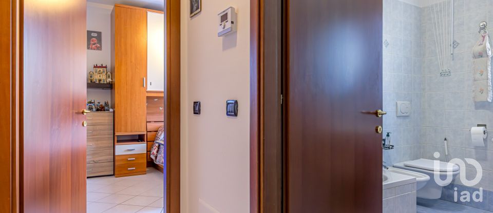 Bilocale di 52 m² a Cantù (22063)