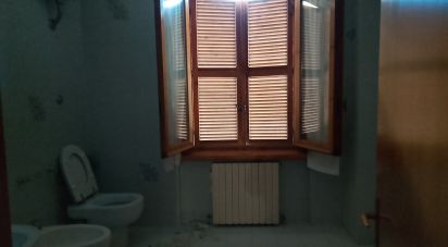 Appartamento 6 locali di 105 m² a Montegranaro (63812)