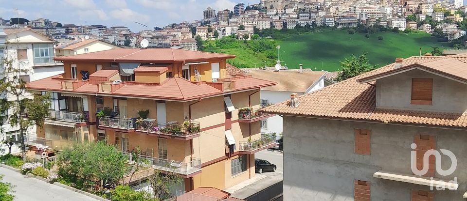 Appartamento 6 locali di 105 m² a Montegranaro (63812)